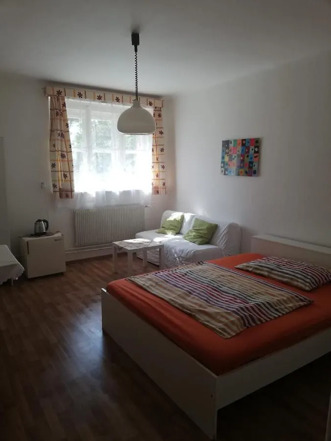 فندق مبيت وإفطار براغ Guest House Dd